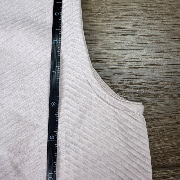 Athleta Flurry Base Layer Mock Neck Tank, Blush Pink, Chevron, Sleeveless, S - Picture 8 of 10